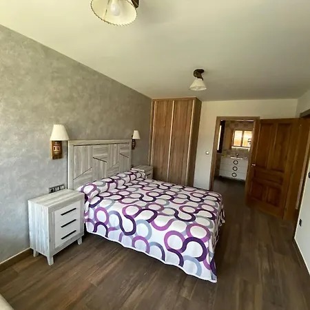 Feriehus Casa Enrique: Familias Y Grupos! Murias de Pedredo